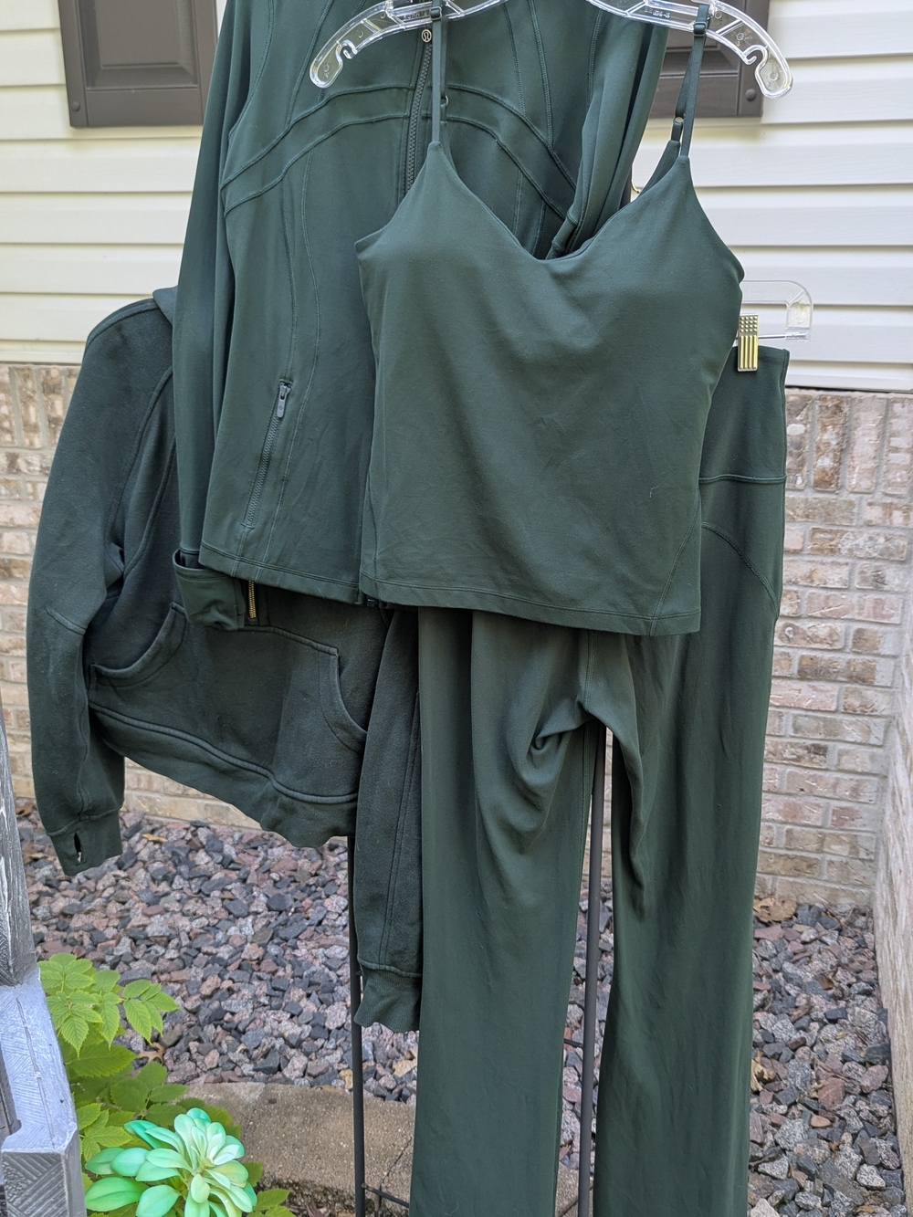 Lululemon Legacy Green Set Size 8: Tank, Jacket, Hoodie & Pants